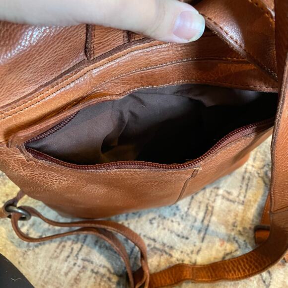 Vilenca Holland ANTHRO Brown Leather Flap Backpack with Laptop Compartment GUC - Picture 12 of 15